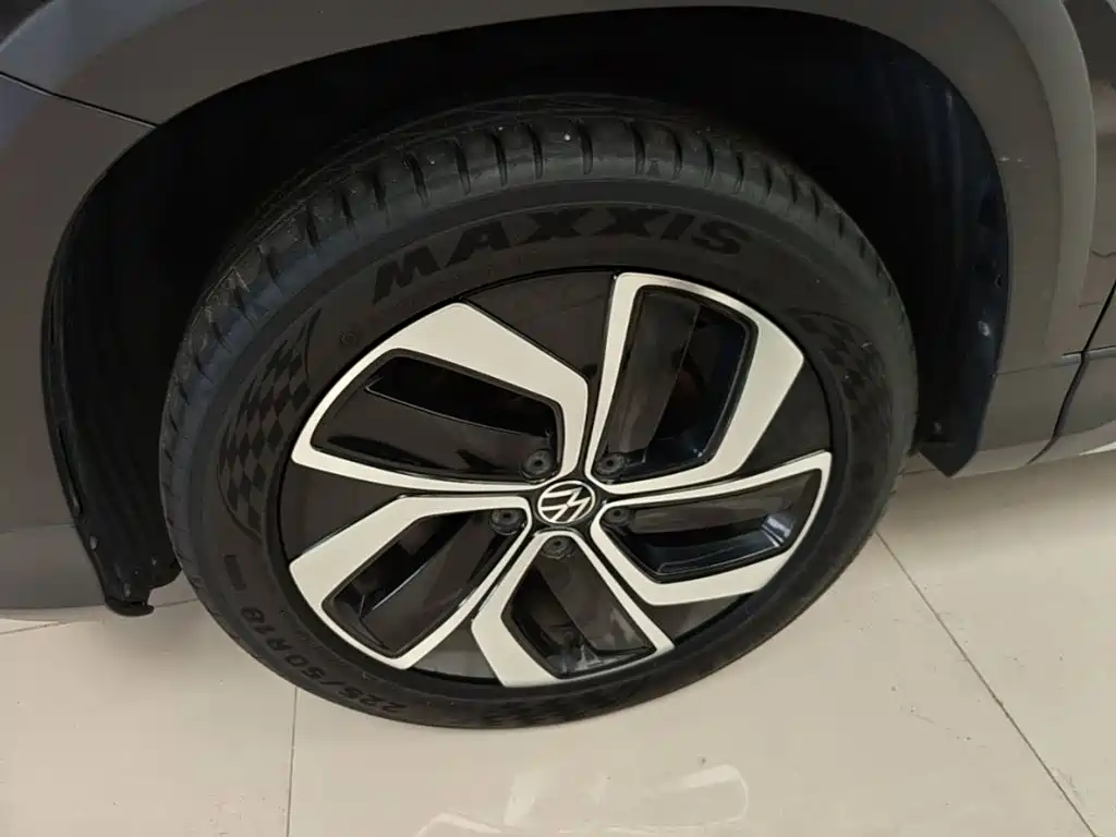 Volkswagen Tharu — фото 23