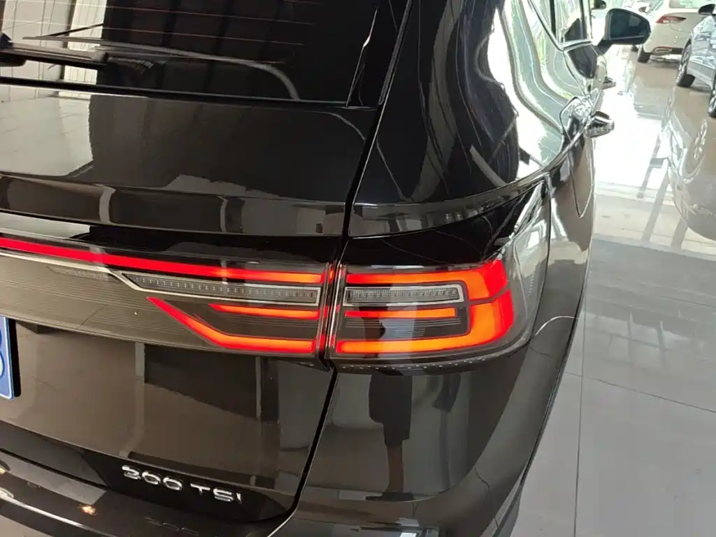 Volkswagen Tharu — фото 8