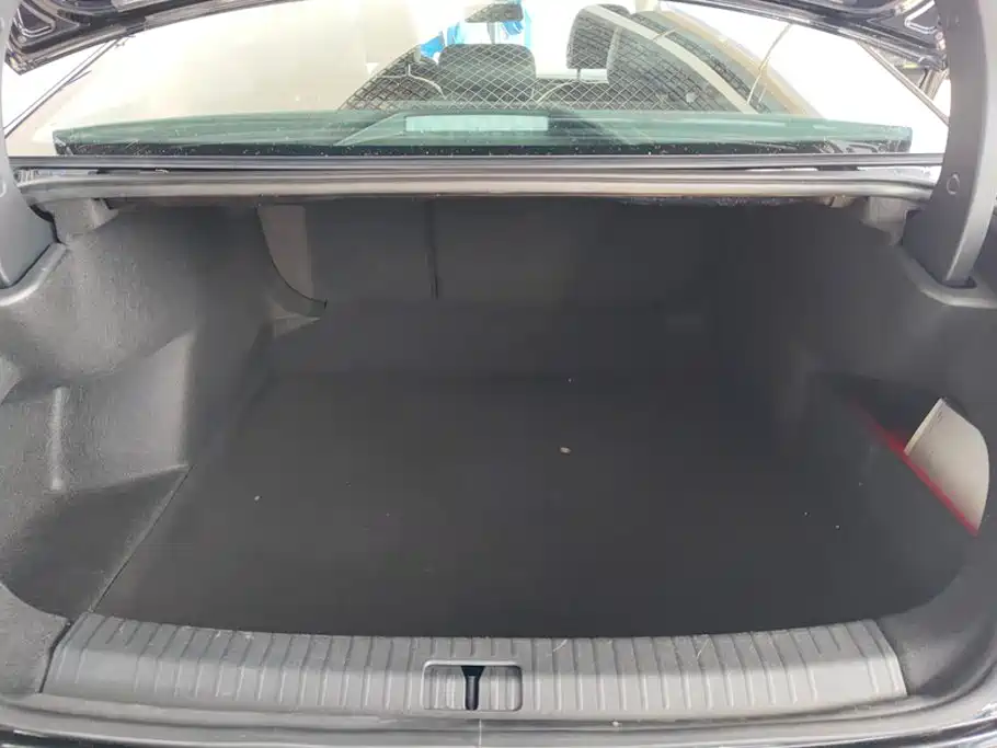 Volkswagen Passat — фото 4