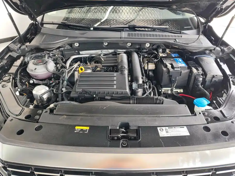 Volkswagen Passat — фото 10