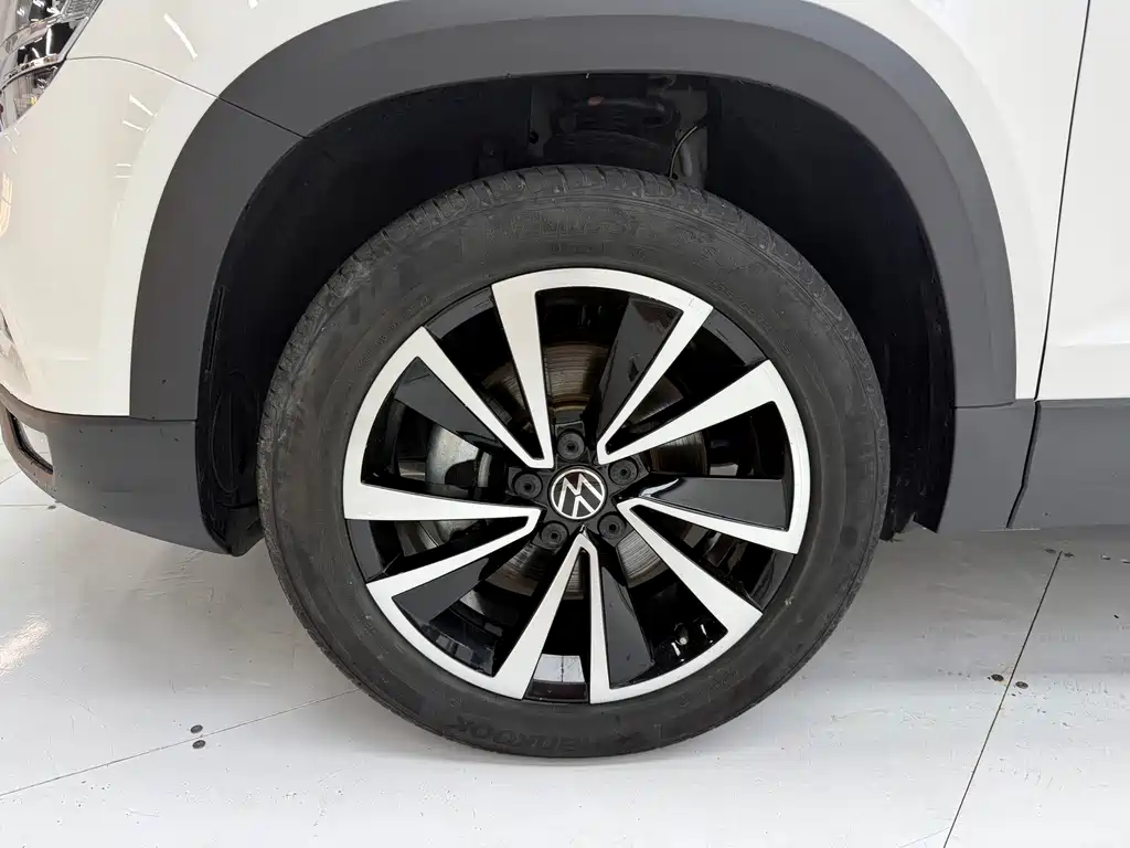 Volkswagen Tharu — фото 8