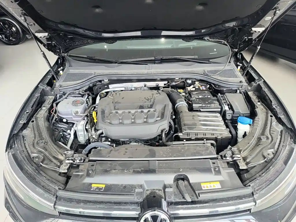 Volkswagen Passat — фото 20