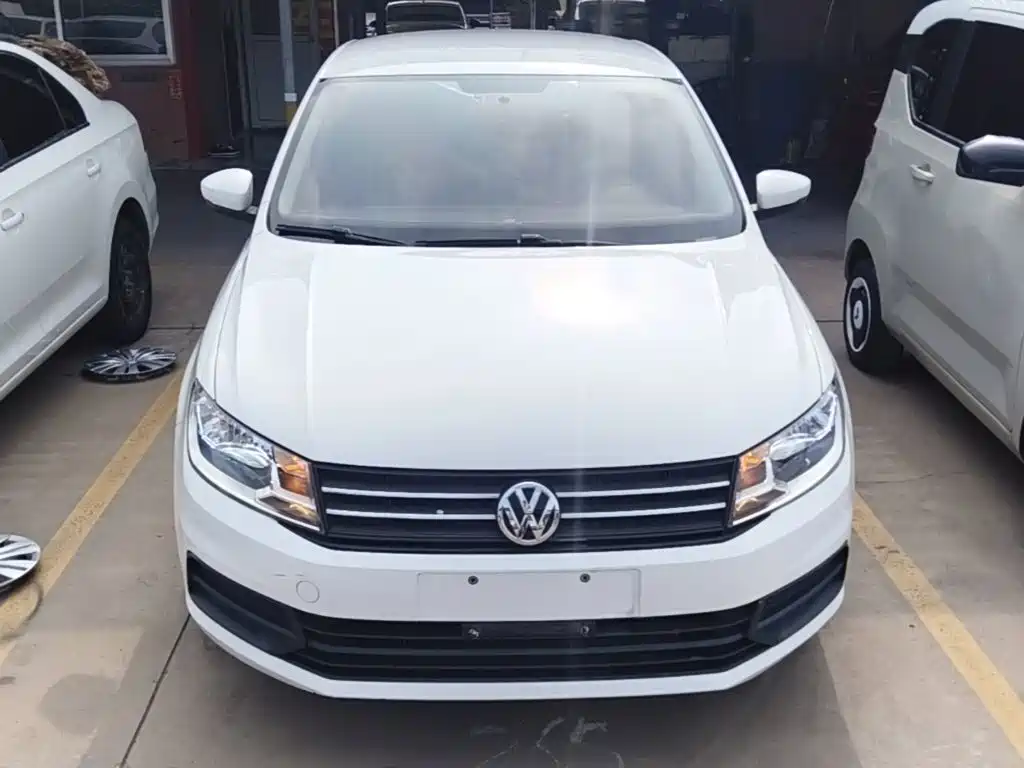 Volkswagen Santana — фото 3