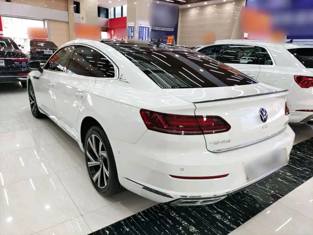Volkswagen CC — фото 6