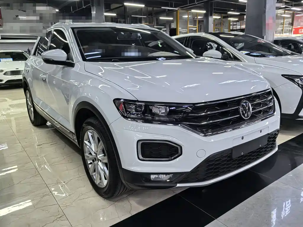 Volkswagen T-Roc — фото 3