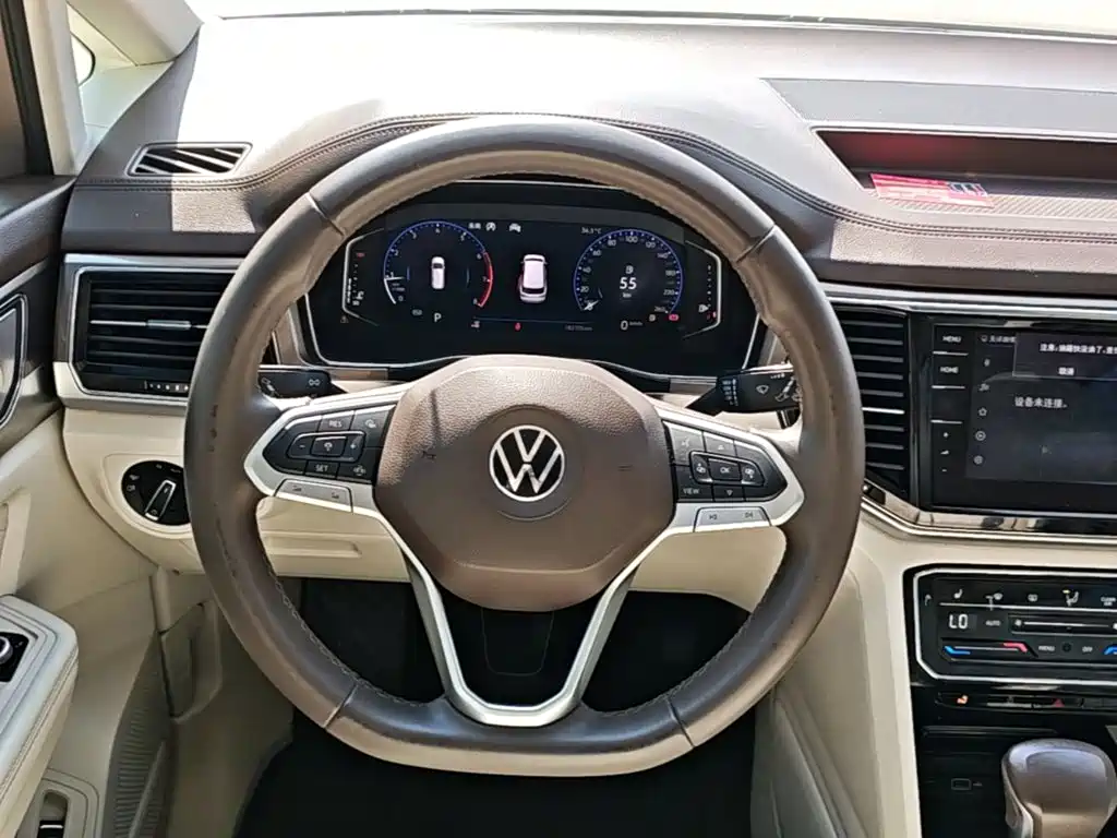 Volkswagen Viloran — фото 11