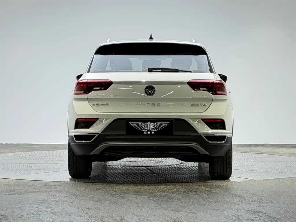 Volkswagen T-Roc — фото 5