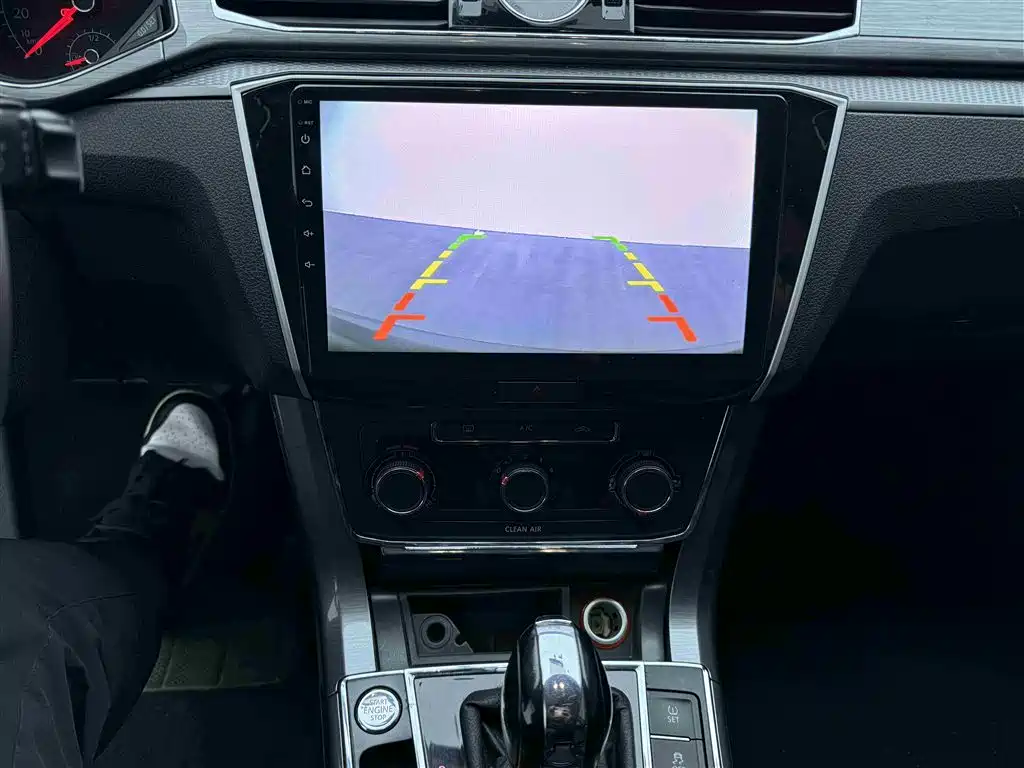 Volkswagen Passat — фото 6