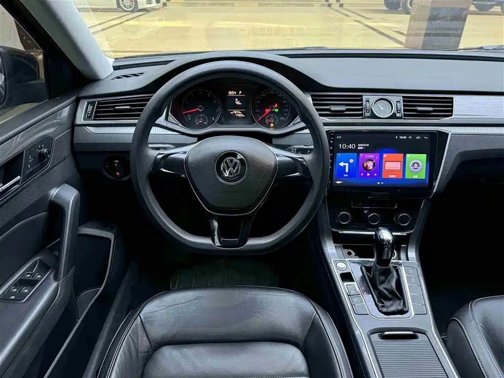 Volkswagen Passat — фото 10