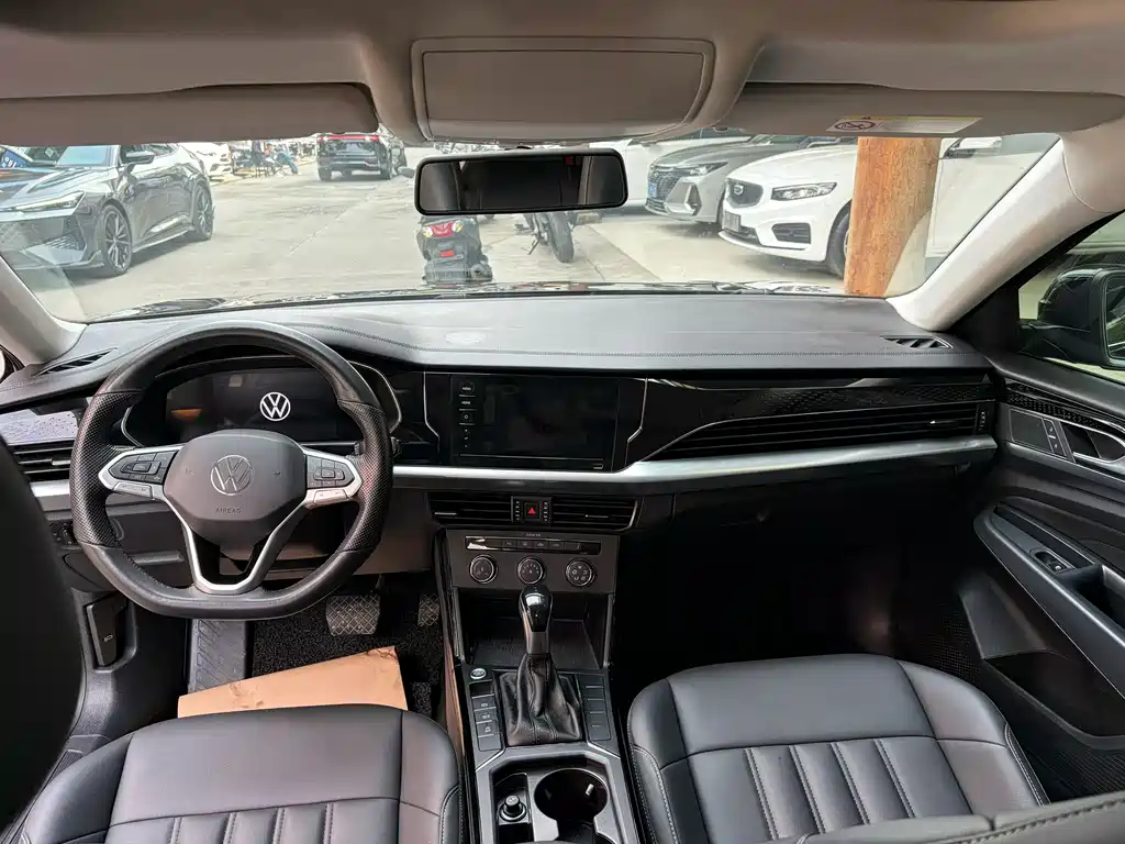 Volkswagen Passat — фото 5