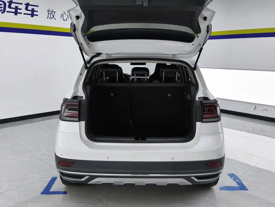 Volkswagen T-Cross — фото 4