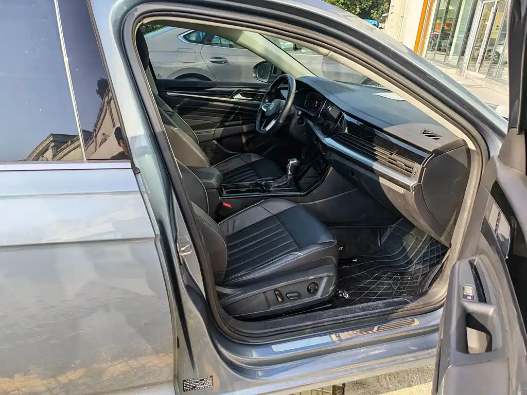 Volkswagen Passat — фото 3