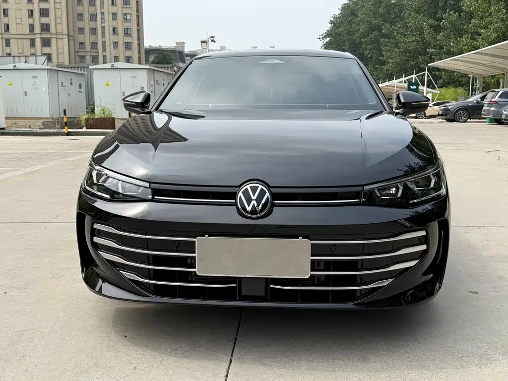 Volkswagen Passat — фото 2