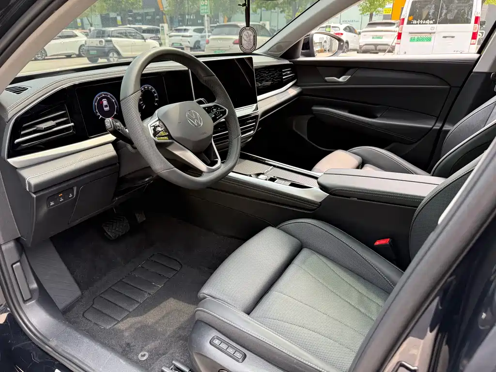 Volkswagen Passat — фото 9