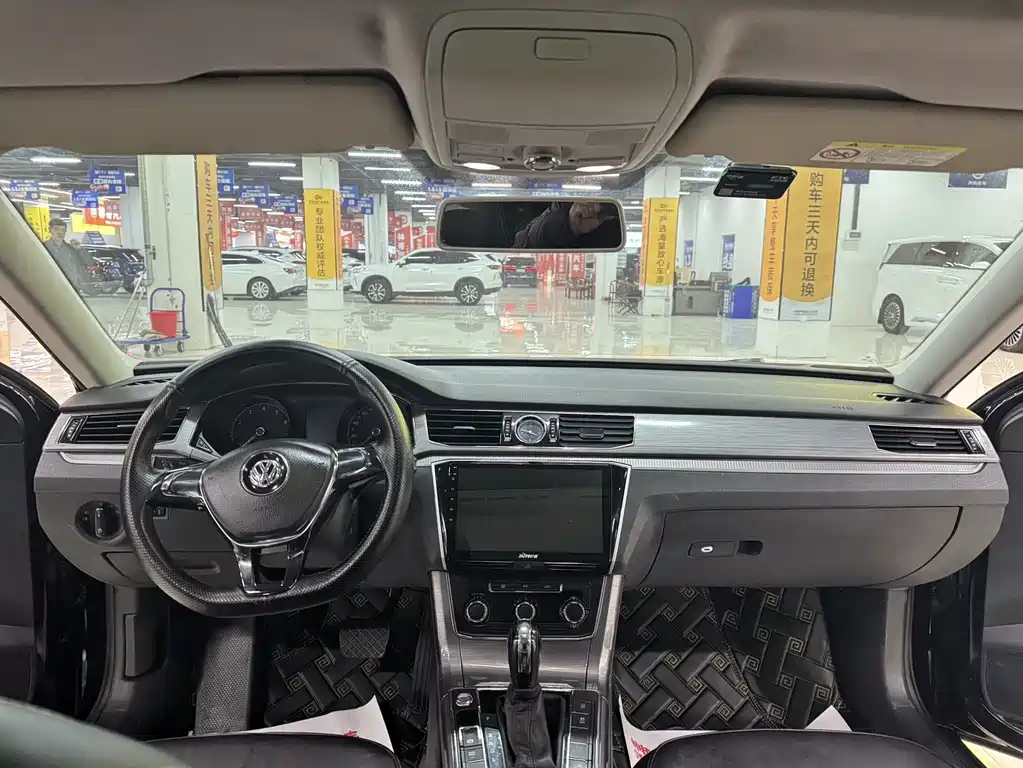 Volkswagen Passat — фото 6