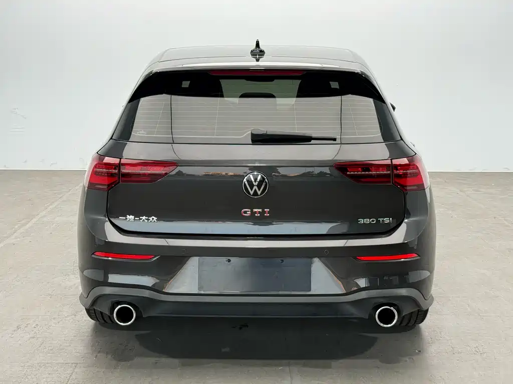 Volkswagen Golf GTI — фото 6