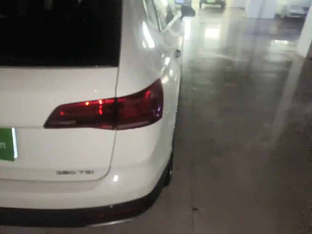 Volkswagen Tharu — фото 8