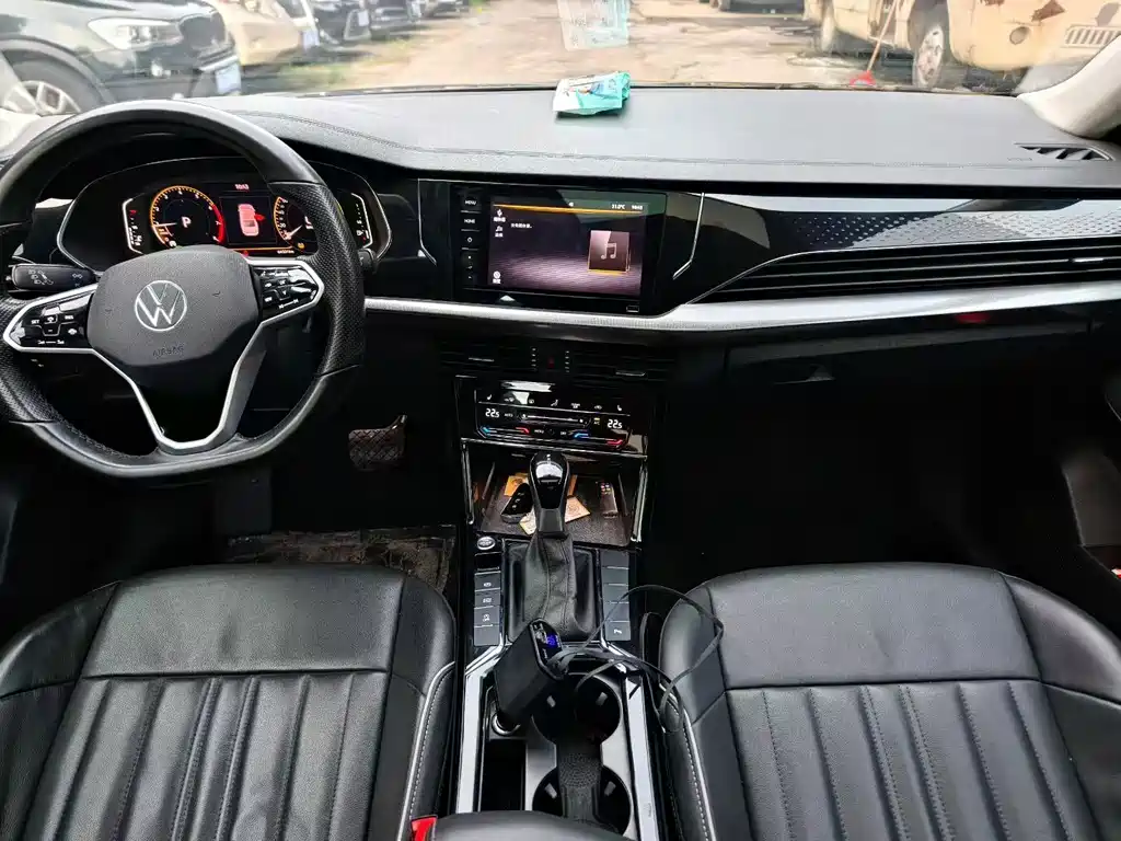 Volkswagen Passat — фото 5