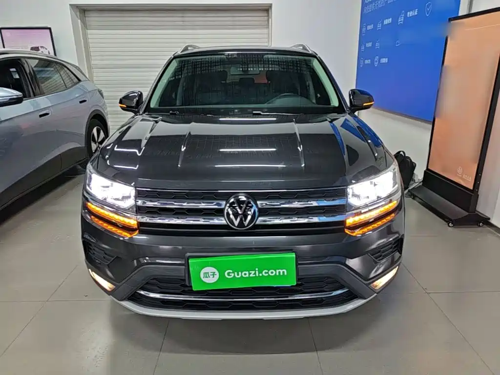 Volkswagen Tharu — фото 3