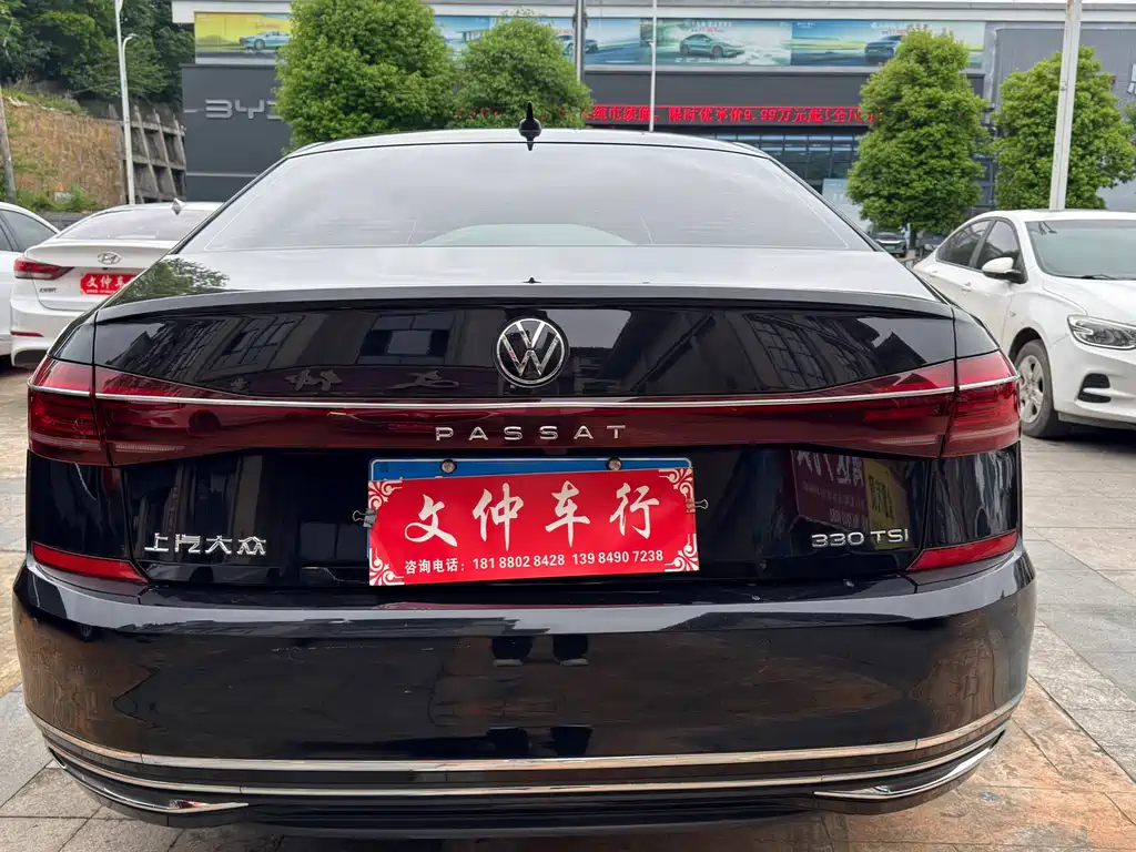 Volkswagen Passat — фото 5