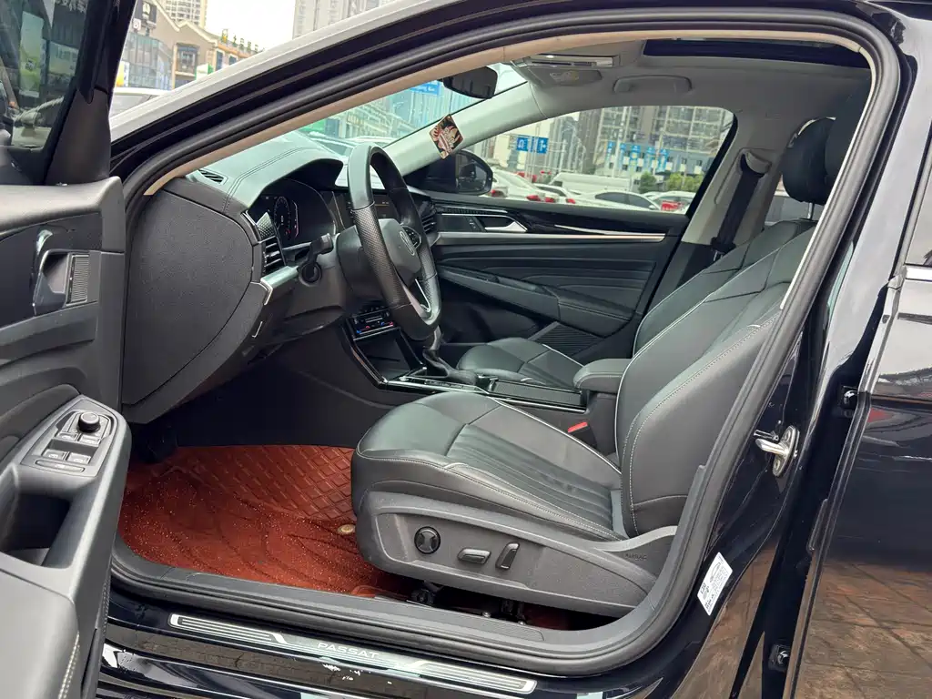 Volkswagen Passat — фото 8