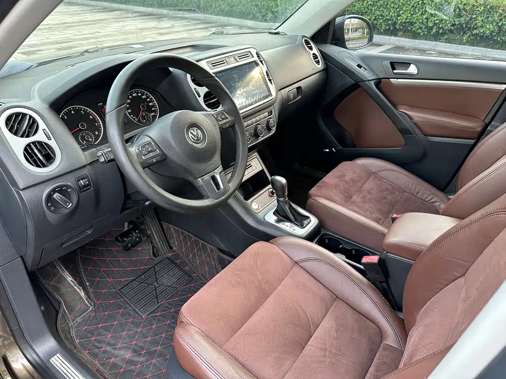 Volkswagen Tiguan — фото 9