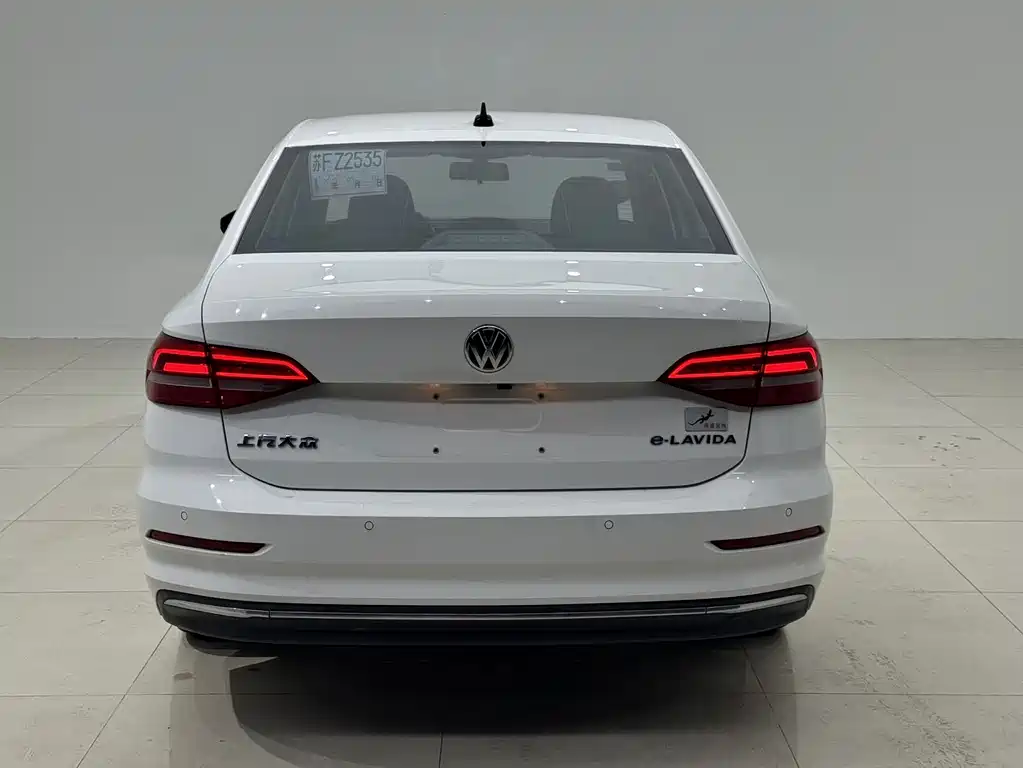 Volkswagen Lavida Pure Electric — фото 5