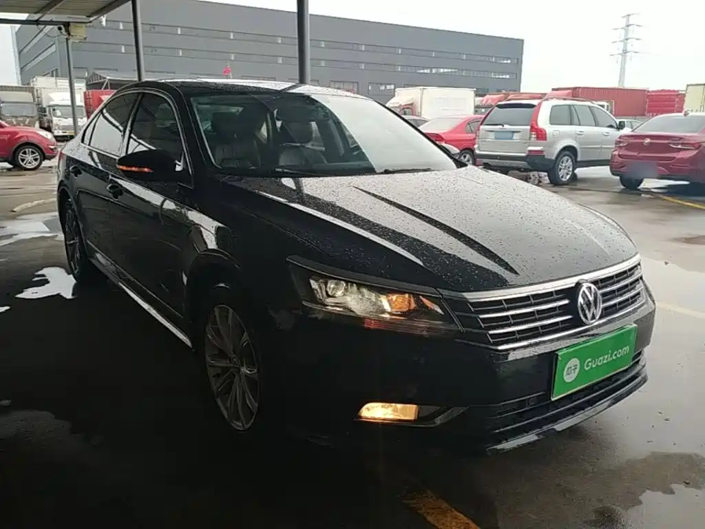 Volkswagen Passat — фото 4