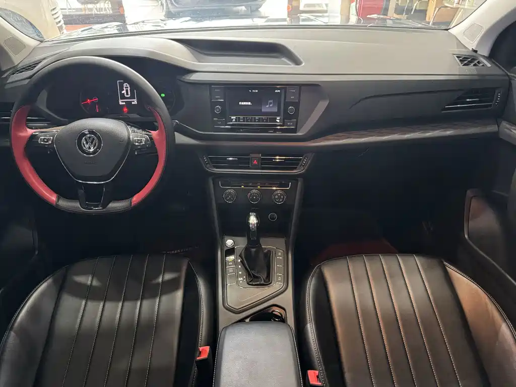 Volkswagen Tharu — фото 6