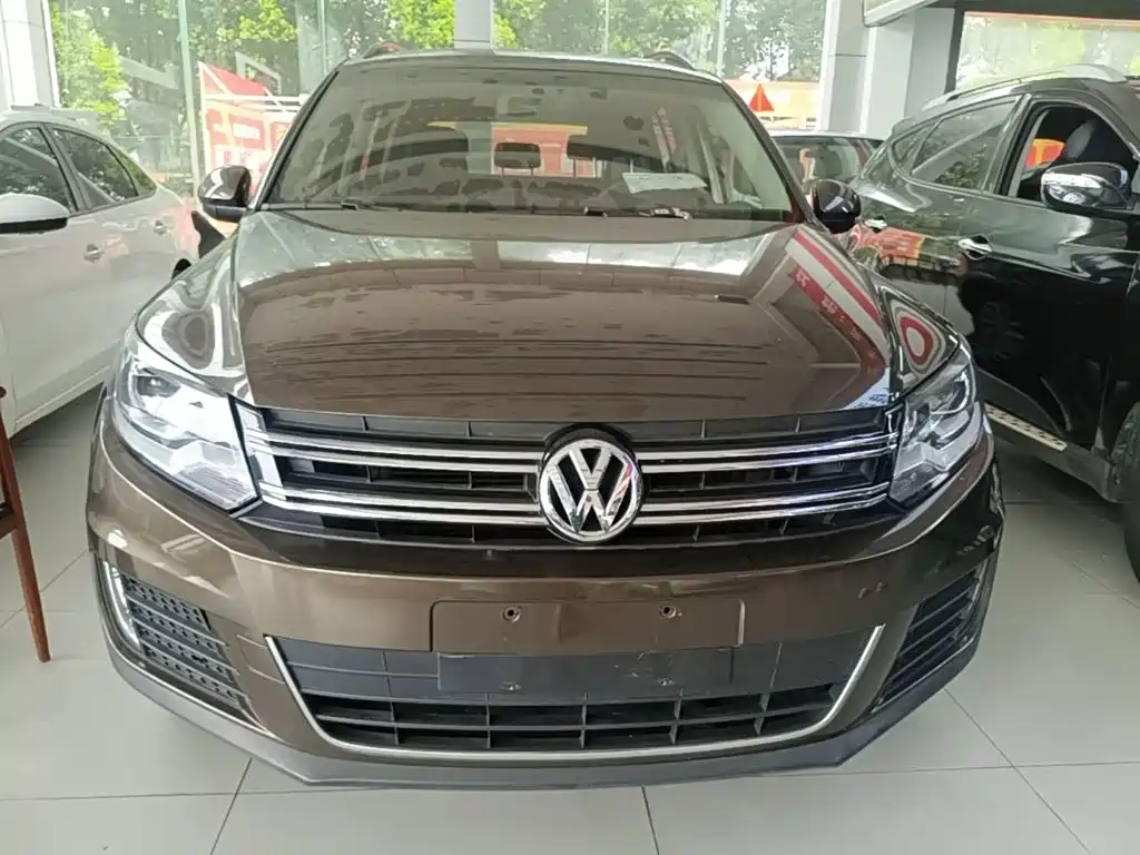 Volkswagen Tiguan — фото 3