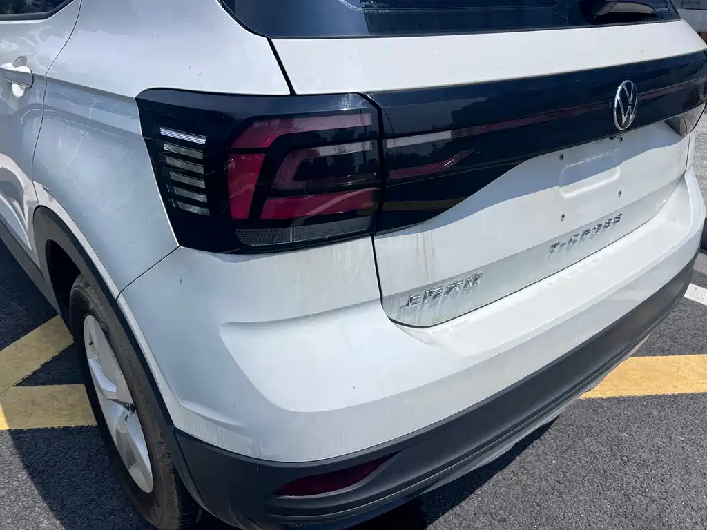 Volkswagen T-Cross — фото 11