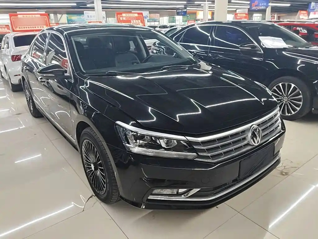 Volkswagen Passat — фото 4