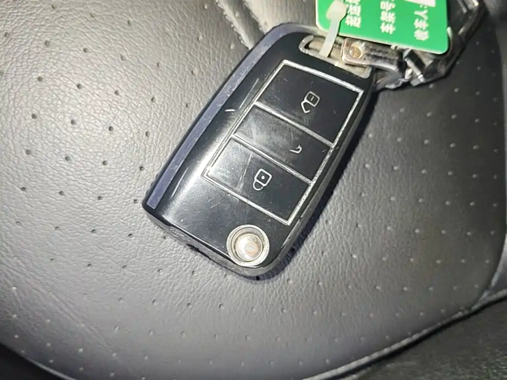Volkswagen Passat — фото 9
