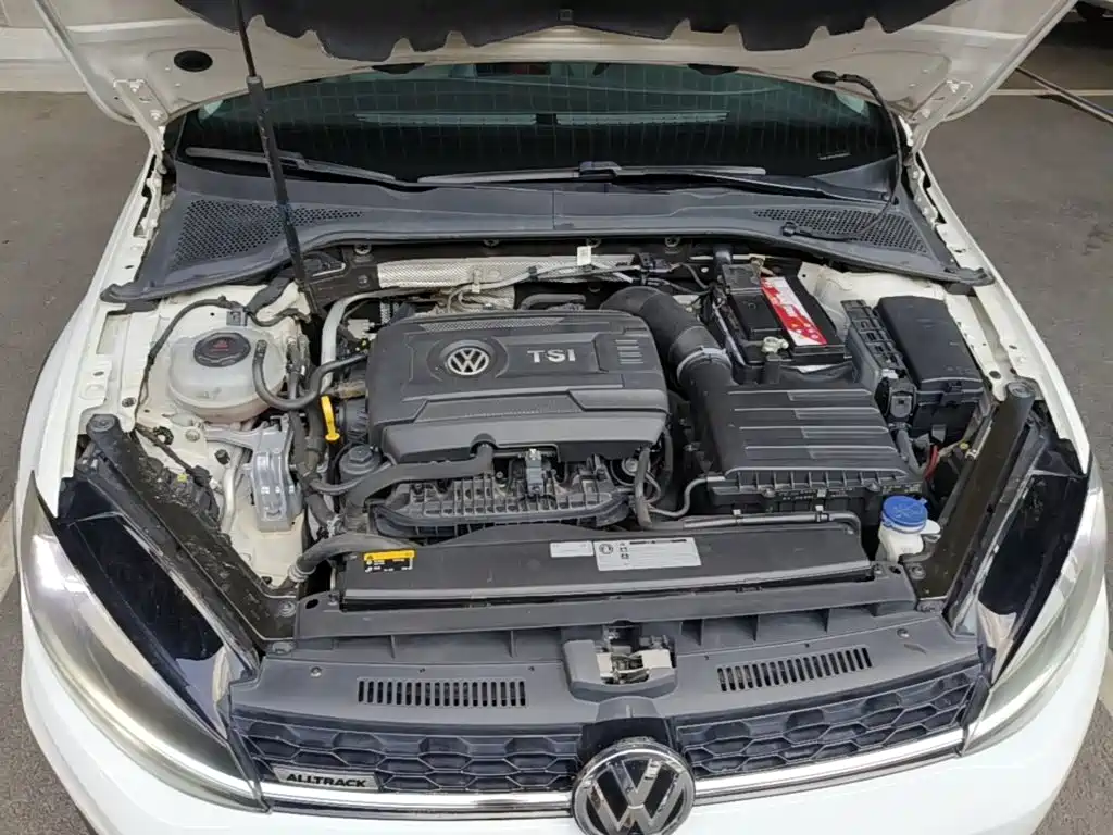 Volkswagen Golf (Import) — фото 20