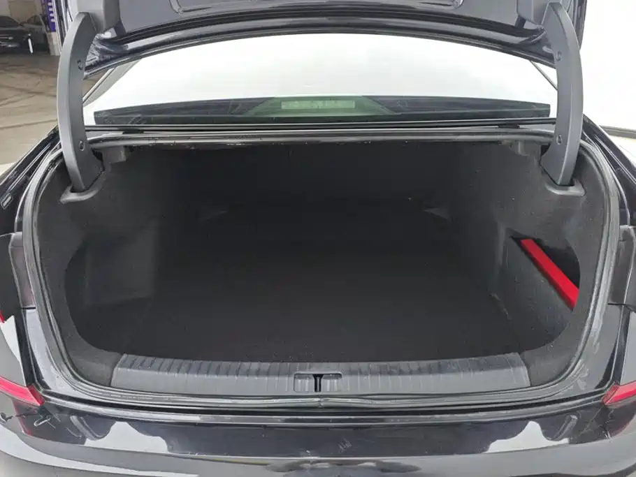 Volkswagen Passat — фото 4