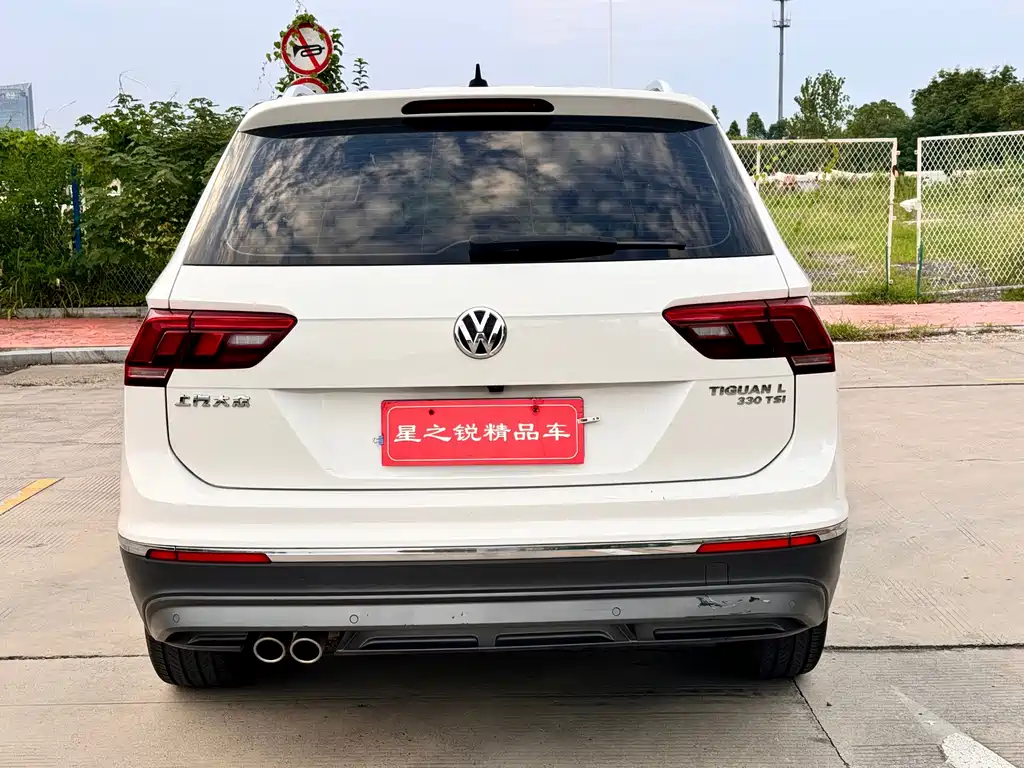 Volkswagen Tiguan L — фото 6