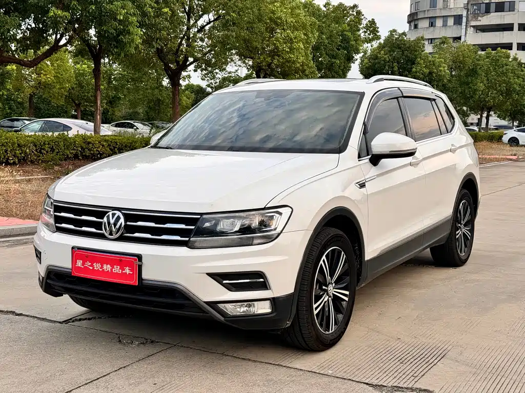 Volkswagen Tiguan L