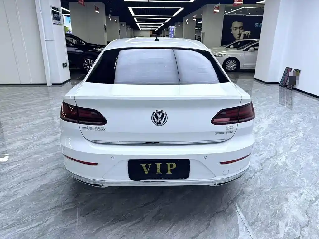 Volkswagen CC — фото 8