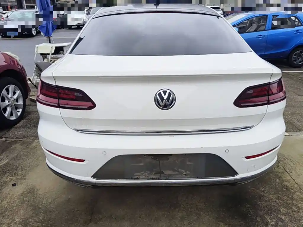Volkswagen CC — фото 6
