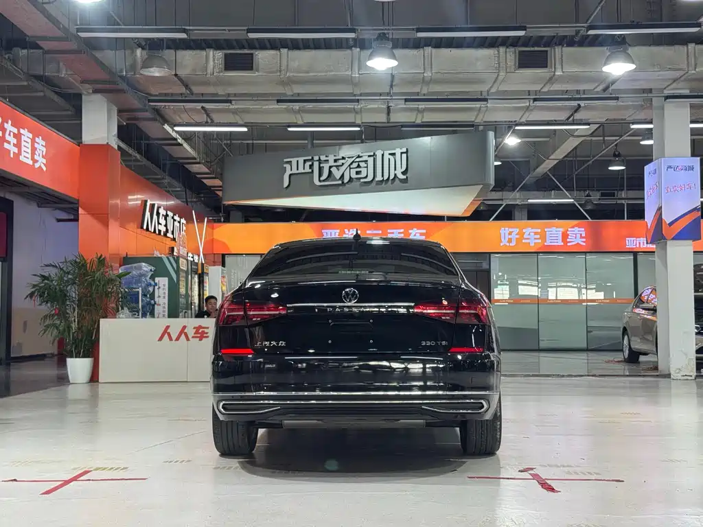 Volkswagen Passat — фото 4