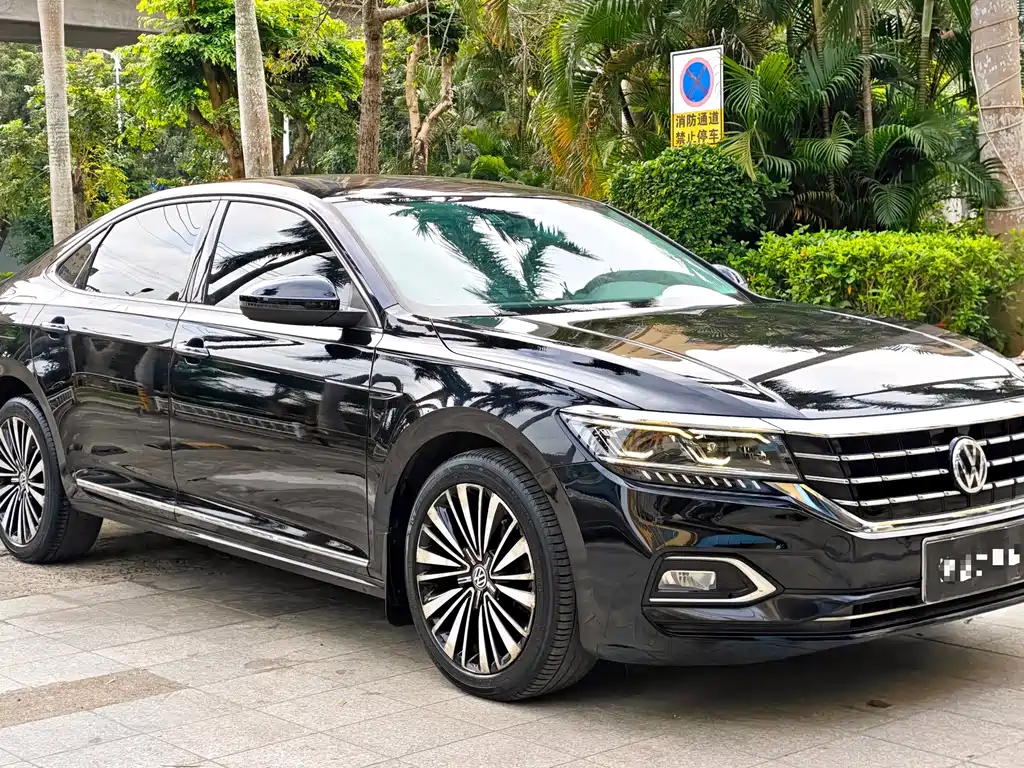 Volkswagen Passat — фото 3