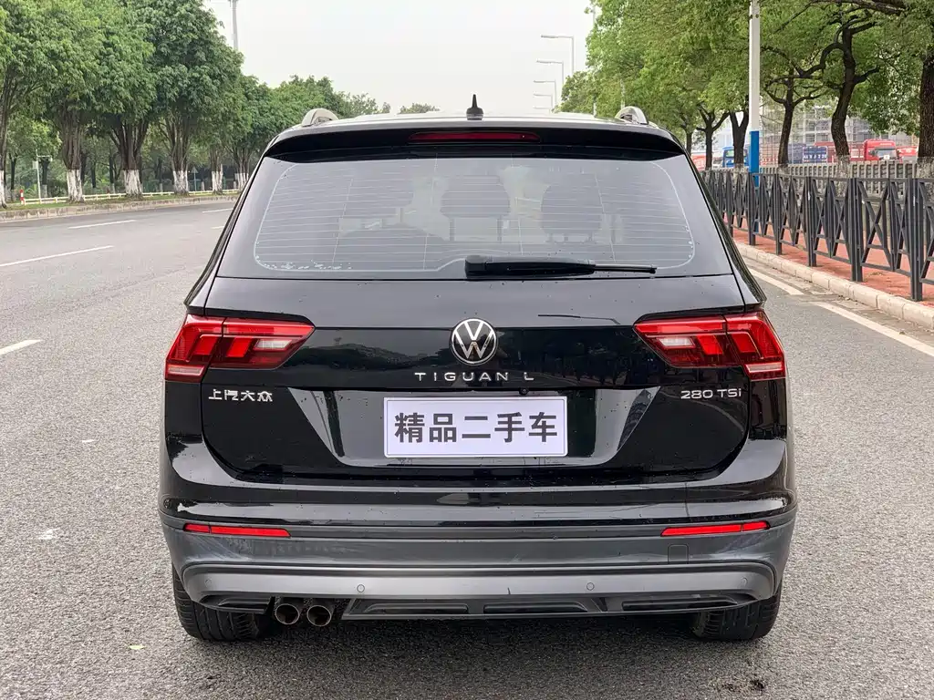 Volkswagen Tiguan L — фото 5
