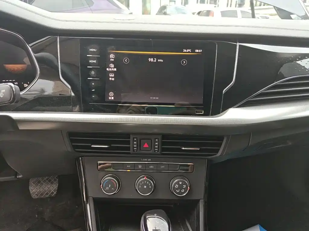 Volkswagen Passat — фото 13