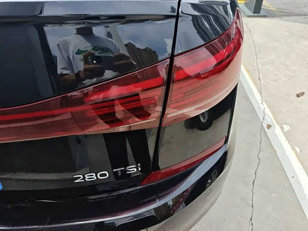 Volkswagen Passat — фото 8
