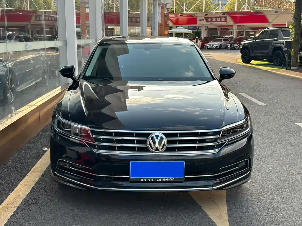 Volkswagen Phideon — фото 2
