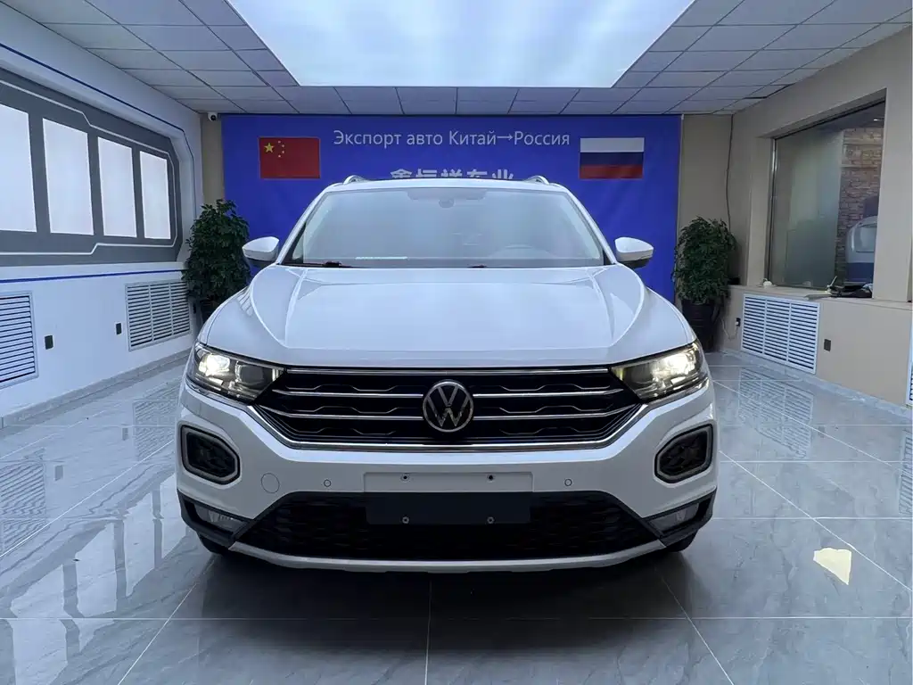 Volkswagen T-Roc — фото 2