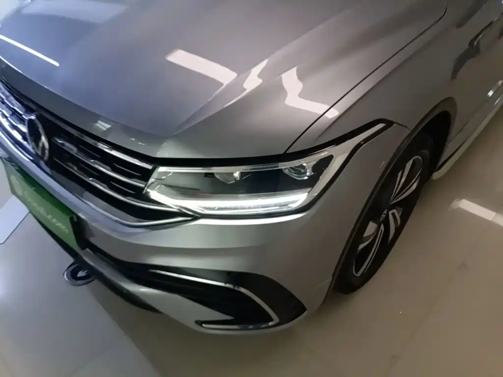 Volkswagen Tiguan X — фото 24
