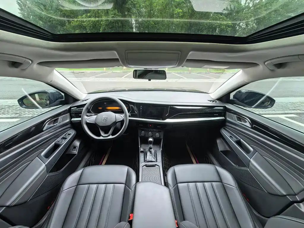 Volkswagen Passat — фото 11