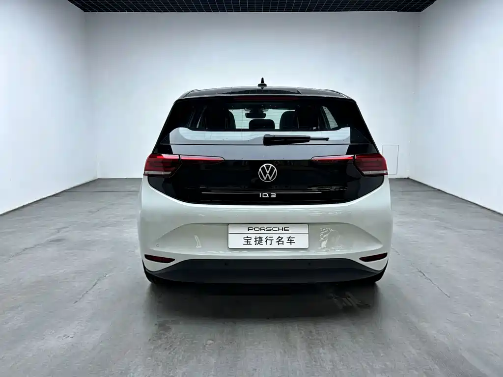 Volkswagen ID.3 — фото 5