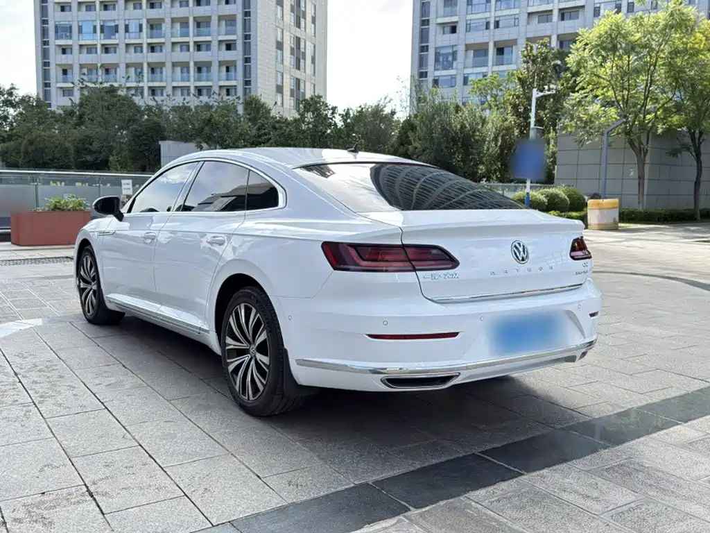 Volkswagen CC — фото 10